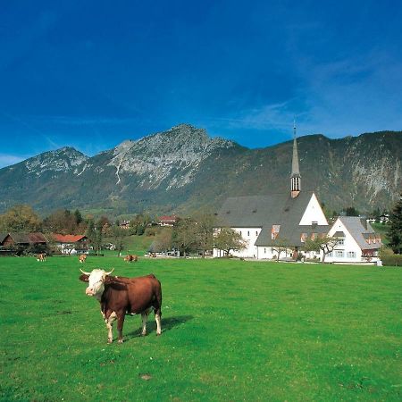 Gaestehaus Faerbinger Bayerisch Gmain Extérieur photo
